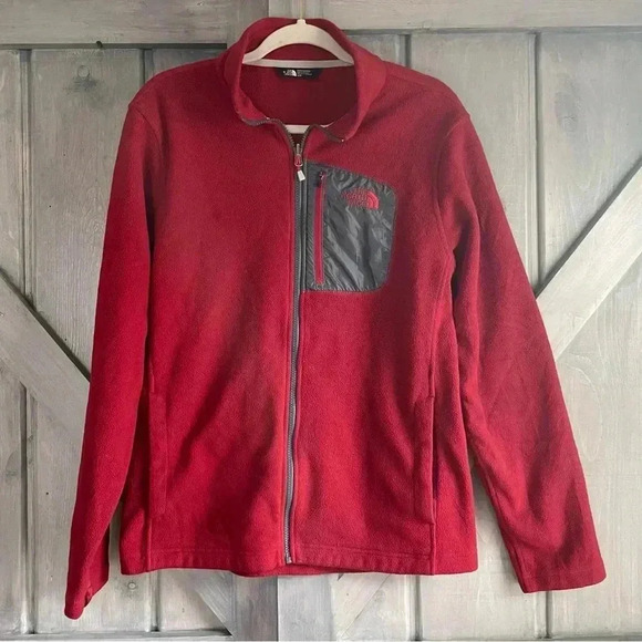 Men’s Northface Garnet Red Tundra Fleece Jacket size‎ medium - Picture 1 of 10
